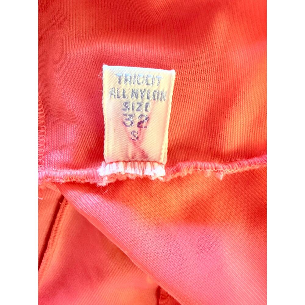 Vintage Vanity Fair 1970s Coral Pink Nylon Slip Lace Bodice Hem Size 32 - Picture 16 of 16